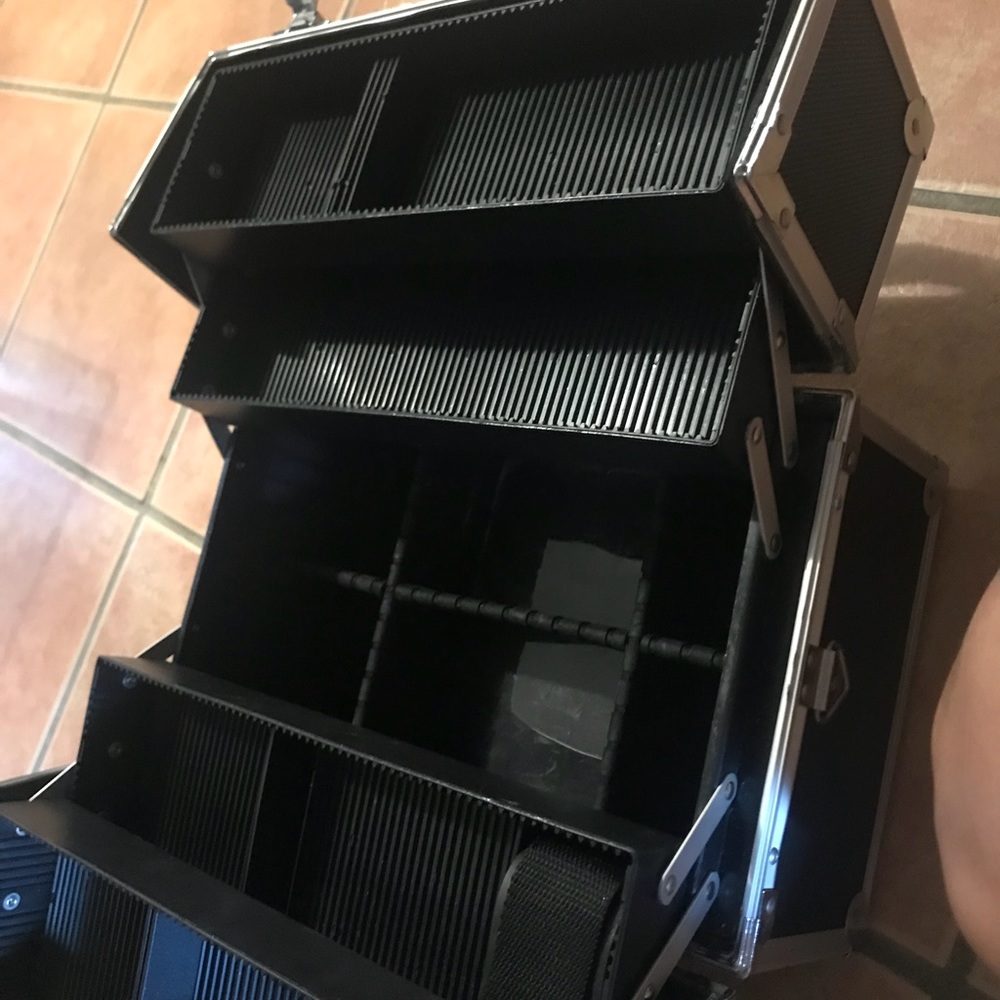 Makeup Bag - image 3